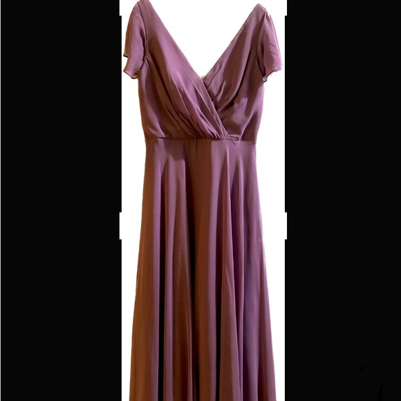 David’s bridal bridesmaid dress - Picture 1 of 4